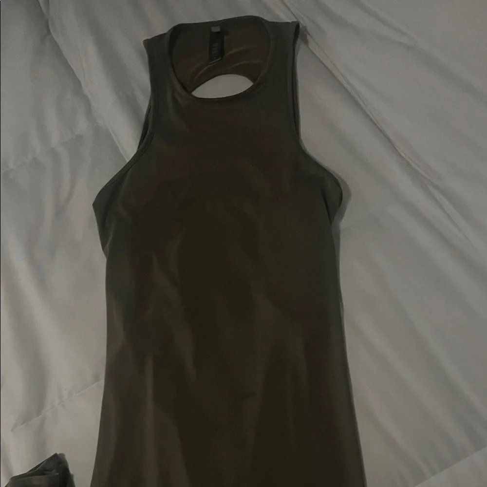 SKIMS 9 PC S/M BUNDLE, READ DESCRIPTION. - Picture 12 of 12